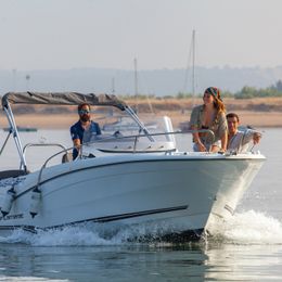 Jeanneau Cap Camarat 6.5 | Comet