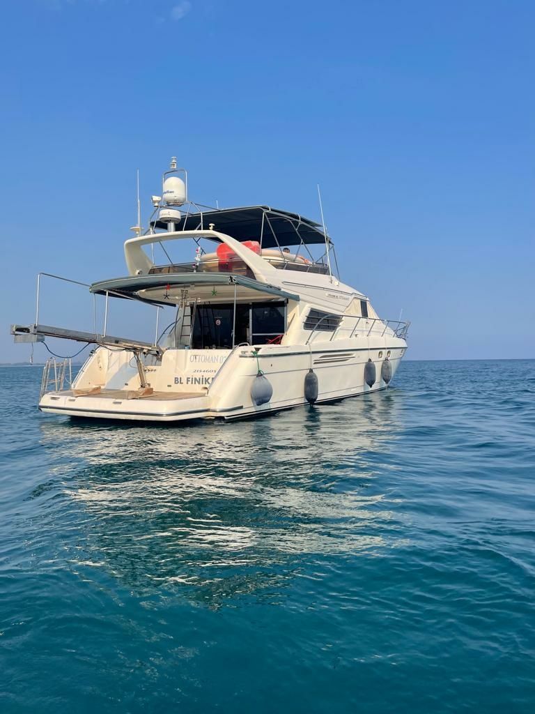 Princess 60 | Ottoman 07