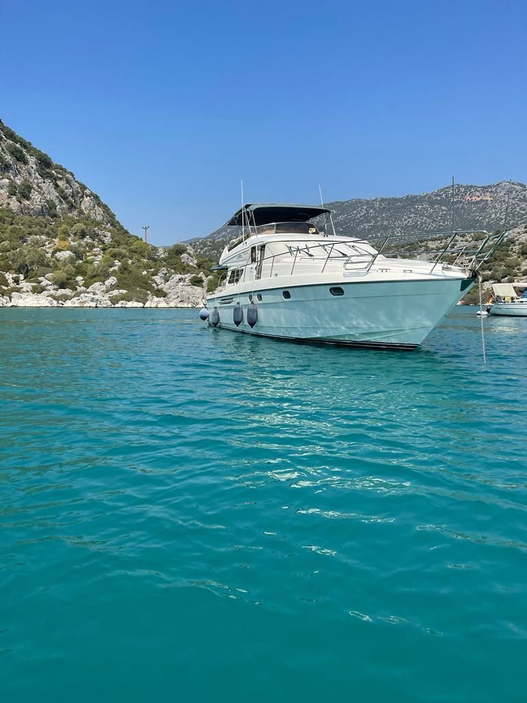 Princess 60 | Ottoman 07