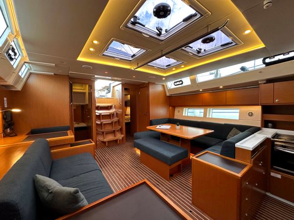 Bavaria C57 | Promitheas