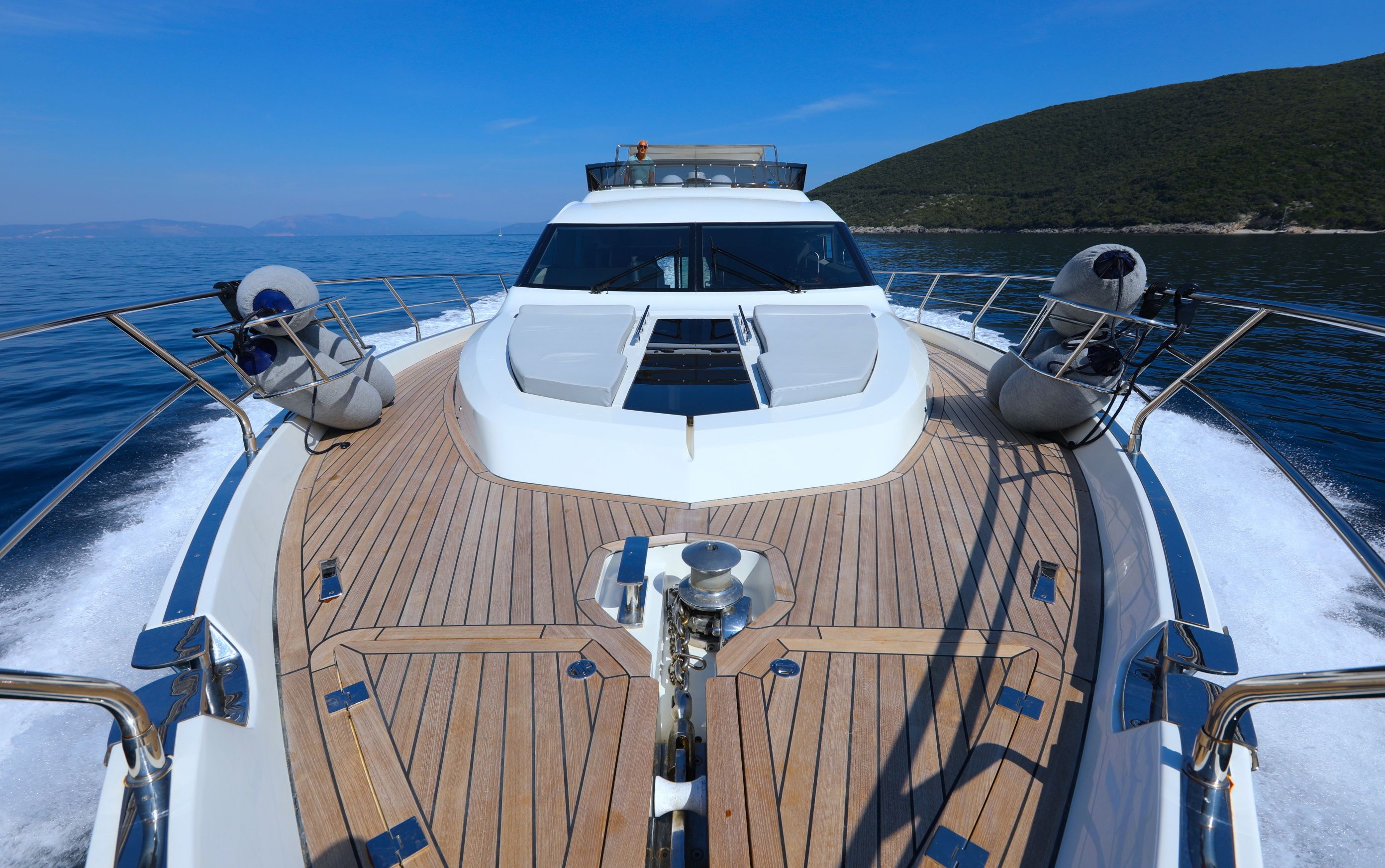 Galeon 640 Fly | Bella Zio