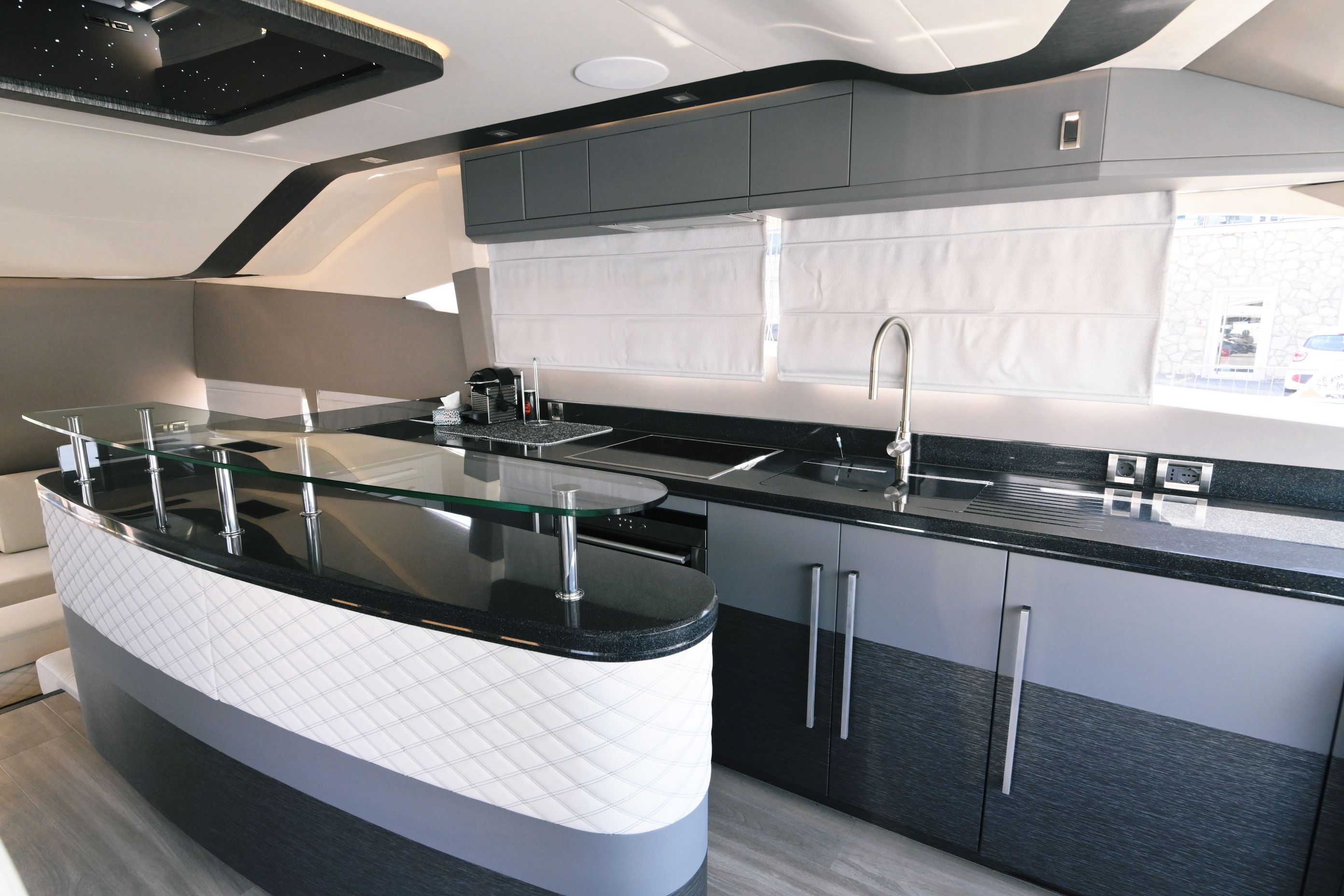 Galeon 640 Fly | Bella Zio