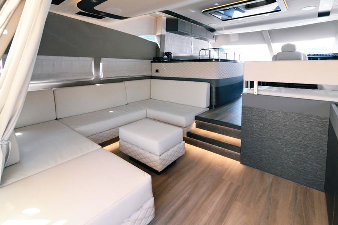 Galeon 640 Fly | Bella Zio