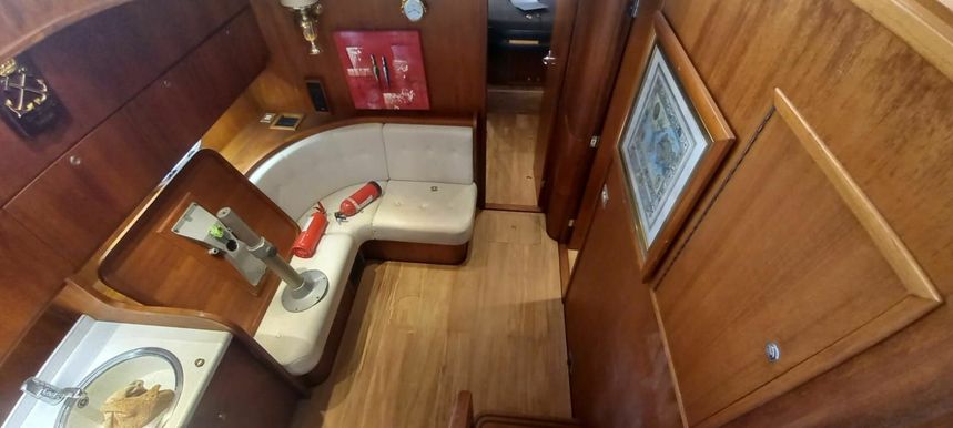 Neptunus 138 Sedan Fly | Polarys