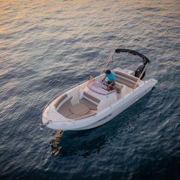 Atlantic Marine 670 | 23
