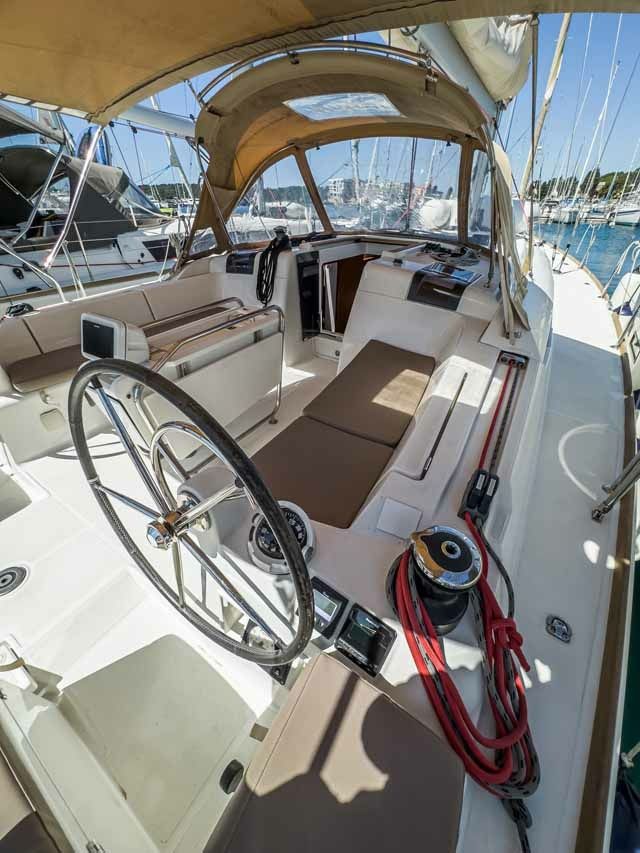 Jeanneau Sun Odyssey 449 | Pagomo Capri