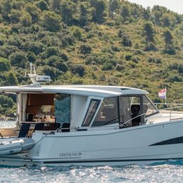 Greenline 39 | Amo Namo