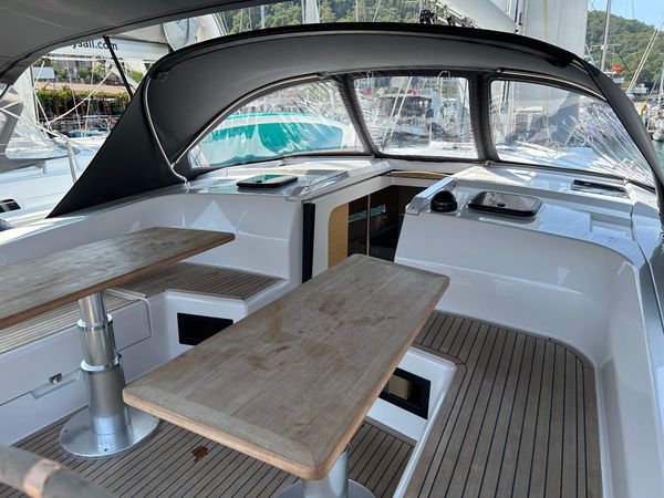 Hanse 410 | Demirs