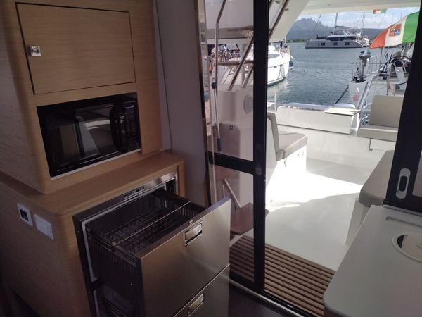 Fountaine Pajot Astrea 42 | Agitation