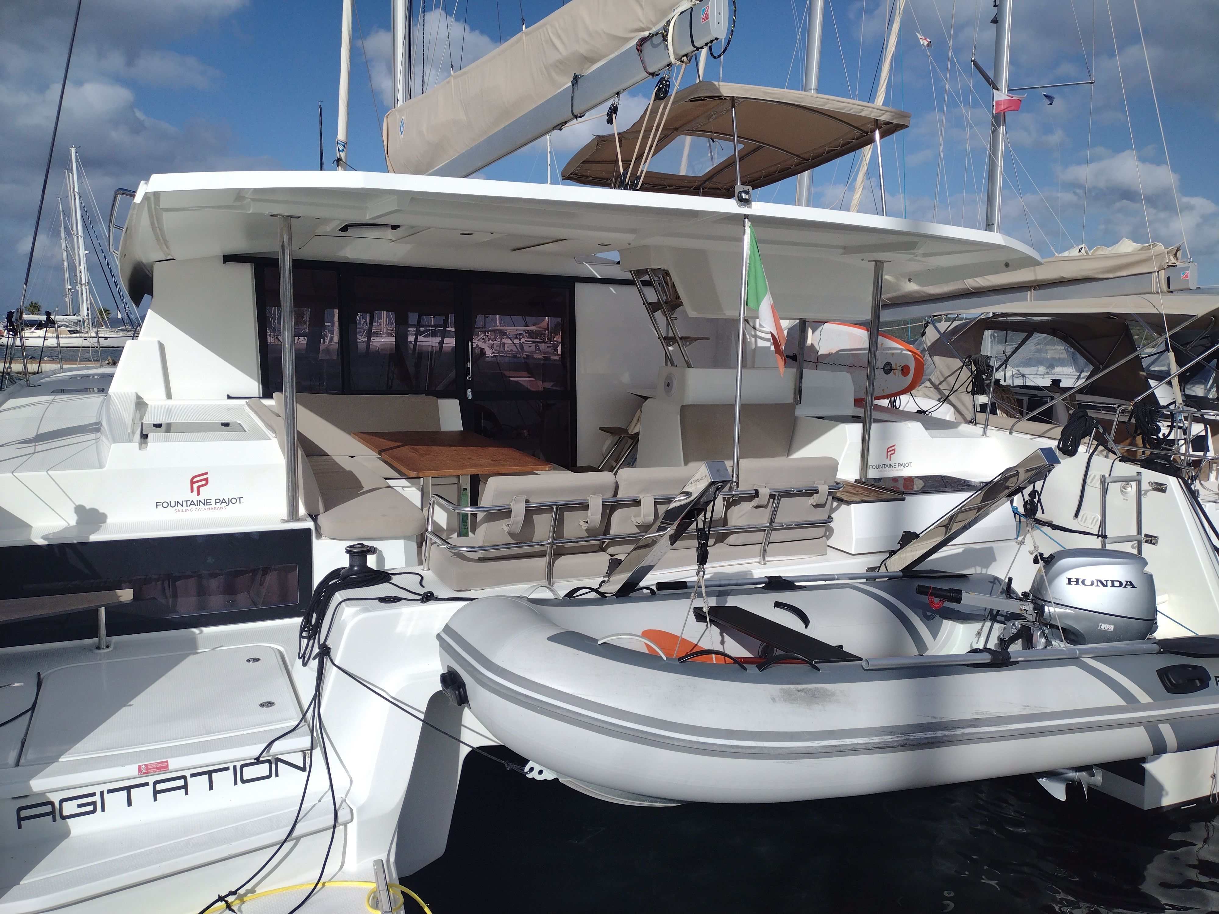 Fountaine Pajot Astrea 42 | Agitation