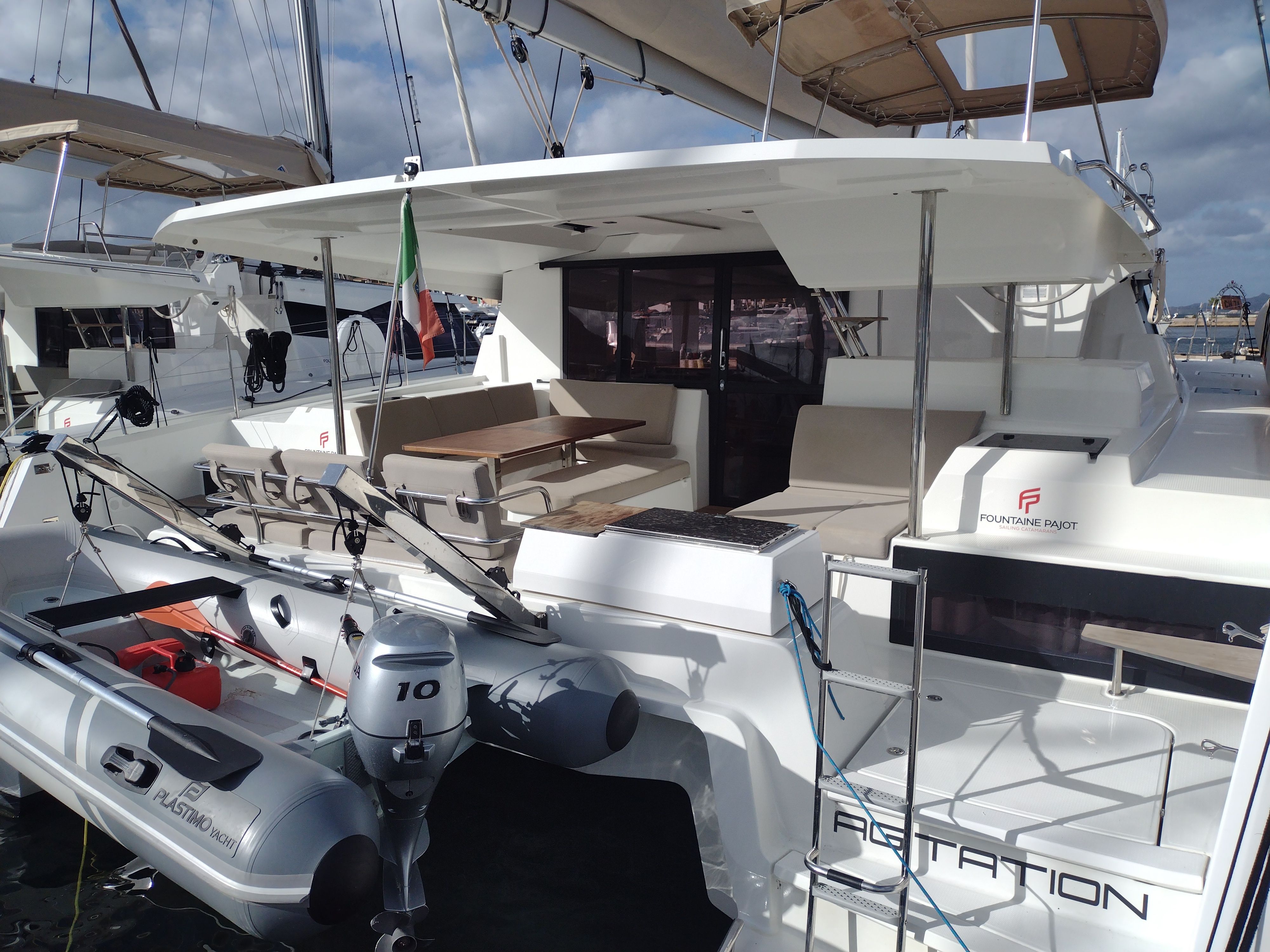 Fountaine Pajot Astrea 42 | Agitation