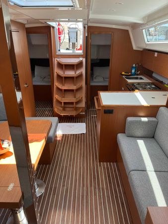 Bavaria C42 | Juju