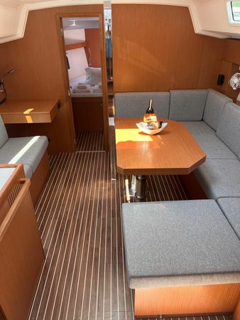 Bavaria C42 | Juju