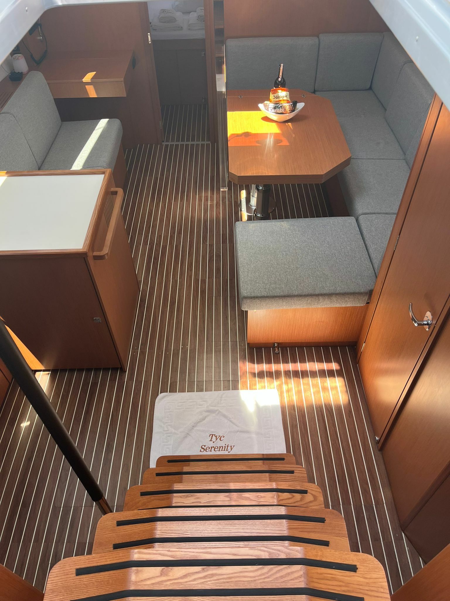 Bavaria C42 | Juju