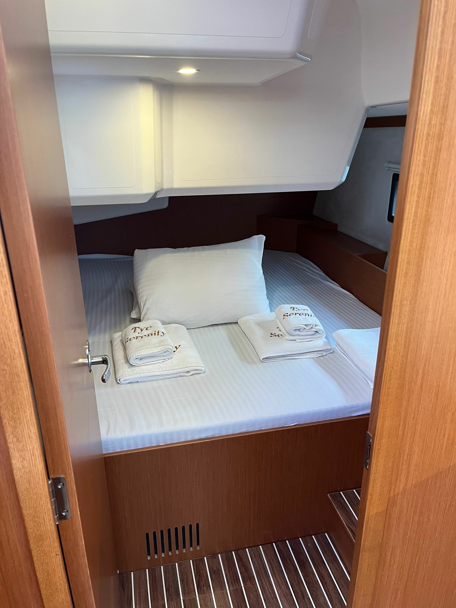 Bavaria C42 | Juju