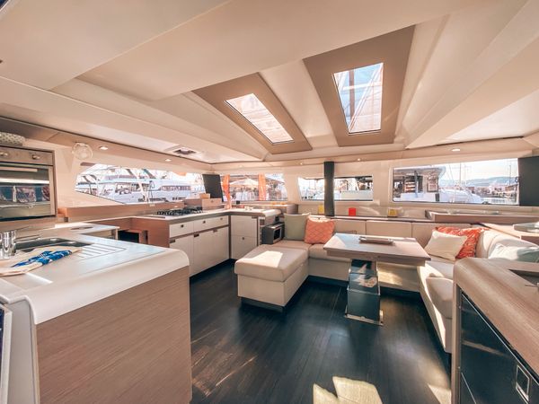 Fountaine Pajot Elba 45 | Lucky Traveller