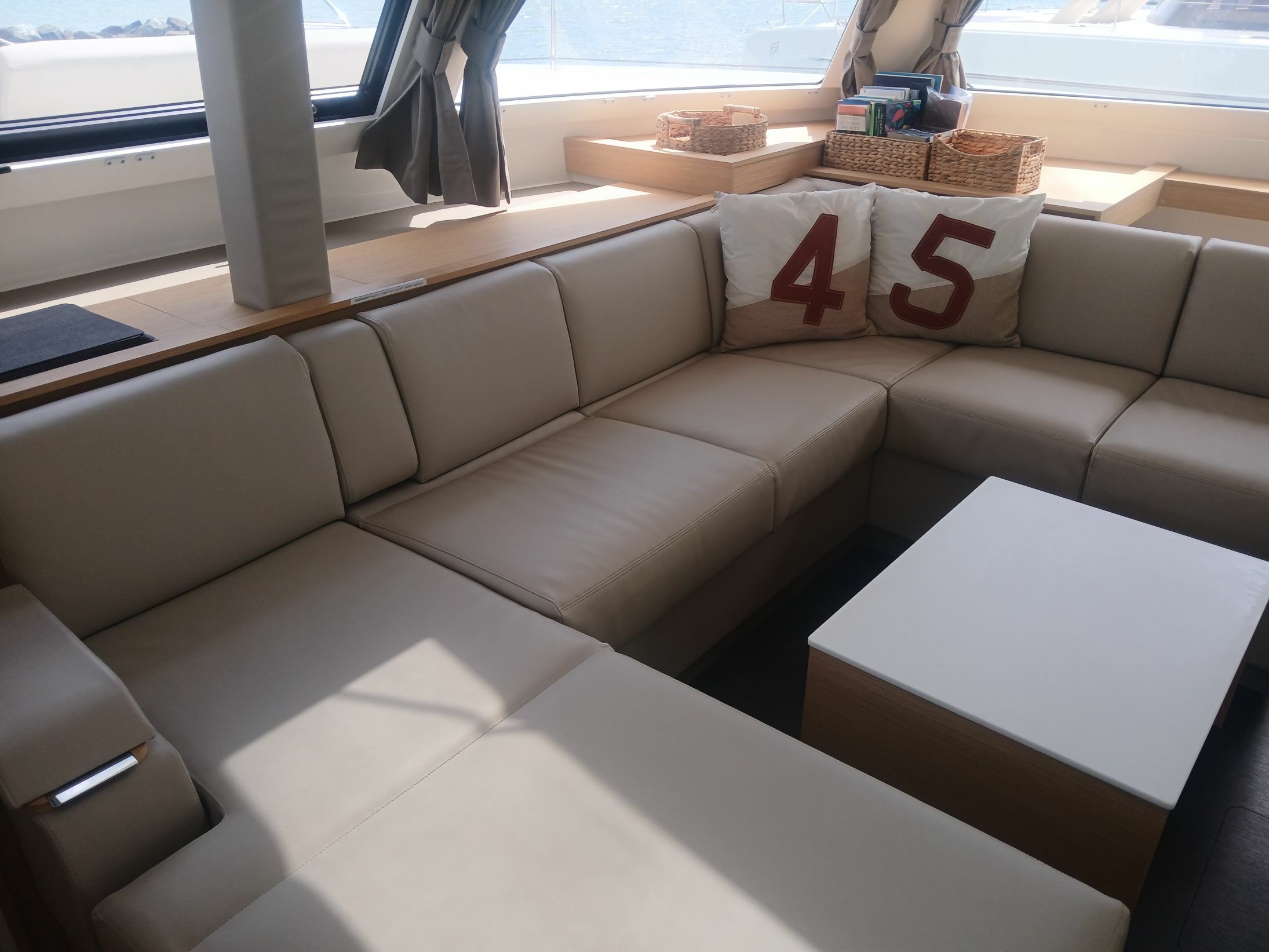 Fountaine Pajot Elba 45 | Lucky Traveller