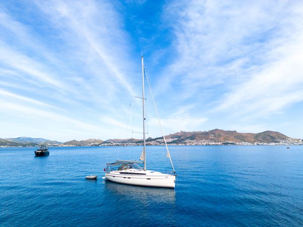 Bavaria Cruiser 46 | T-Rex