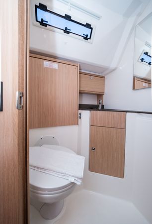 Bavaria Cruiser 46 | T-Rex