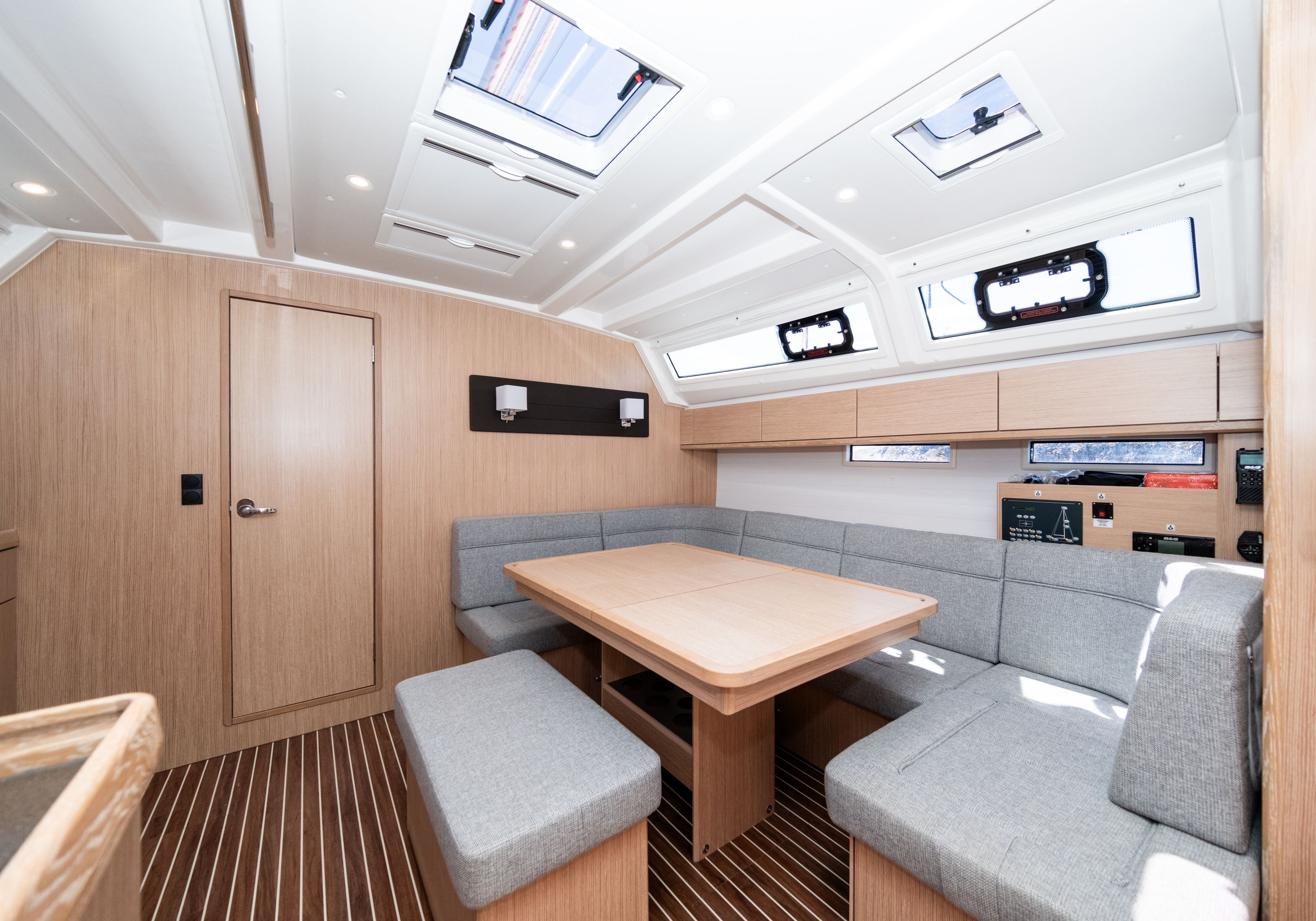 Bavaria Cruiser 46 | T-Rex