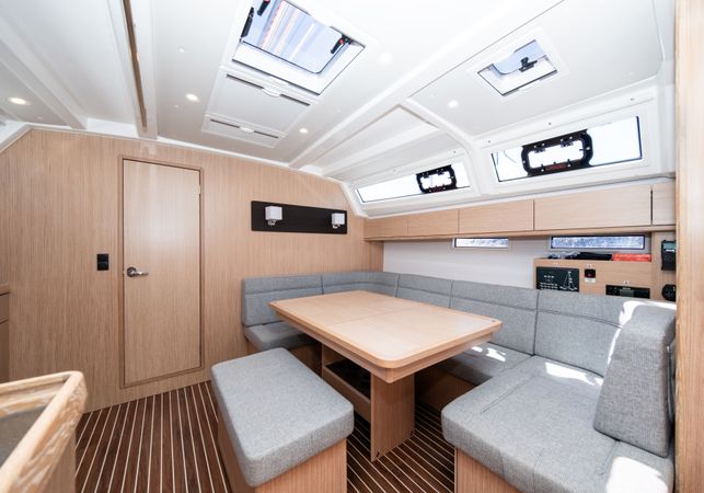 Bavaria Cruiser 46 | T-Rex