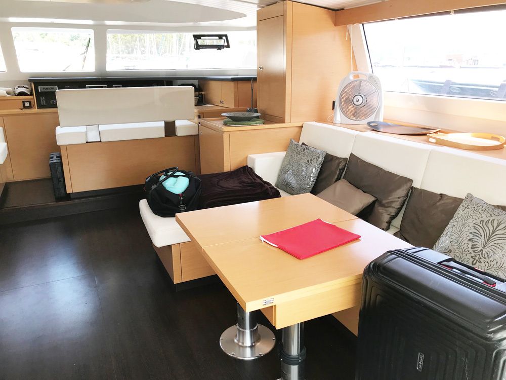 Cumberland 47 LC | Beluga