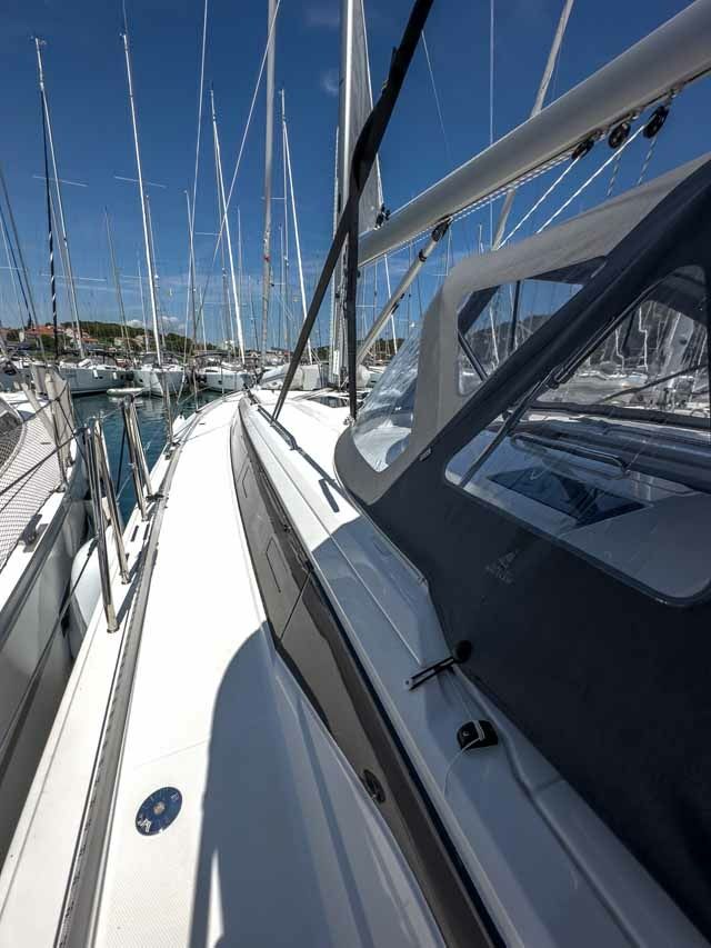 Bavaria C46 | Naos