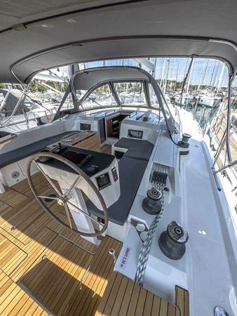 Bavaria C46 | Naos