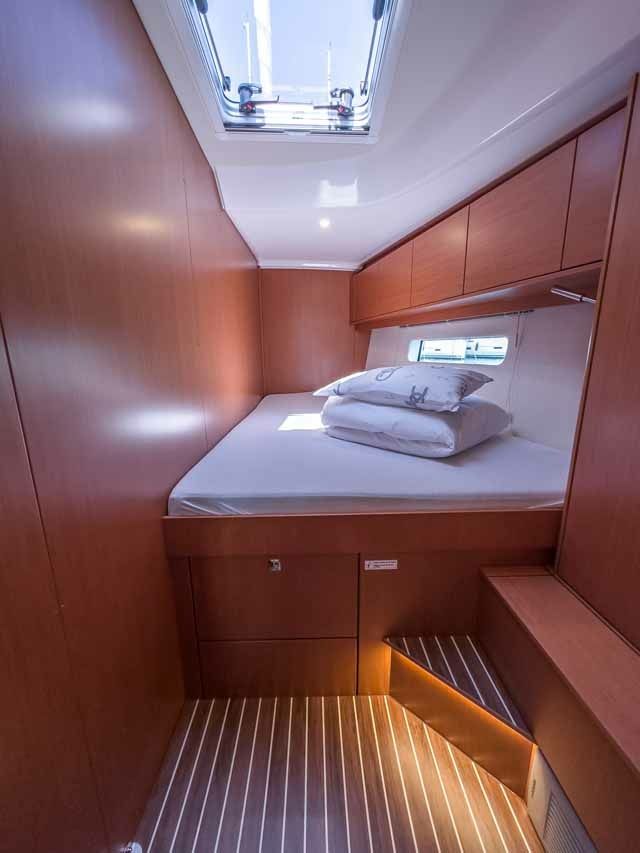 Bavaria C46 | Naos