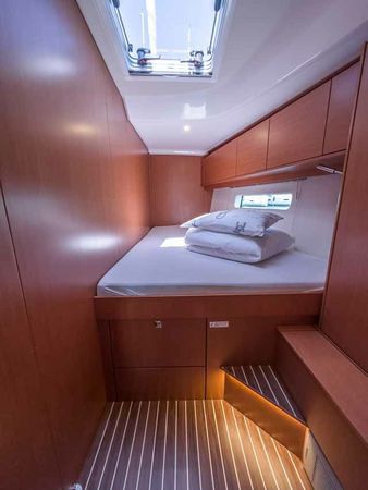 Bavaria C46 | Naos