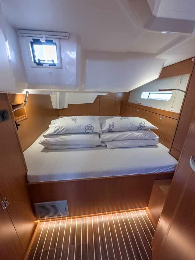 Bavaria C46 | Naos