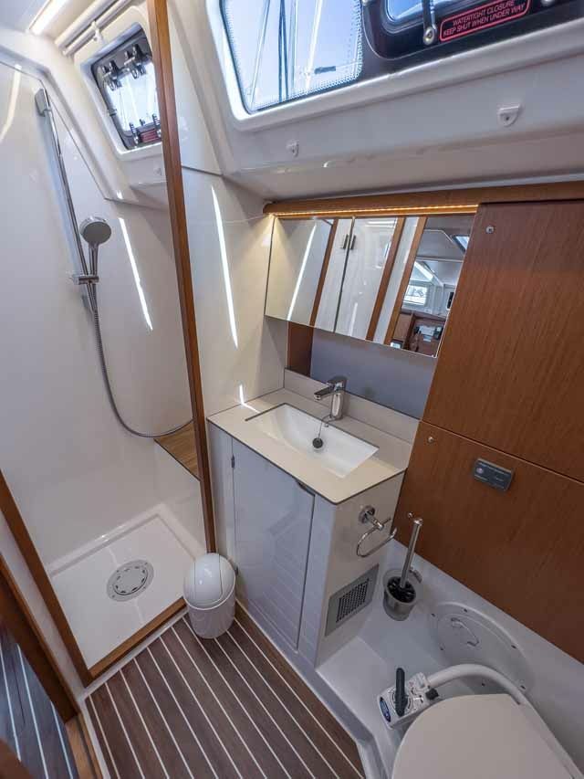 Bavaria C46 | Naos
