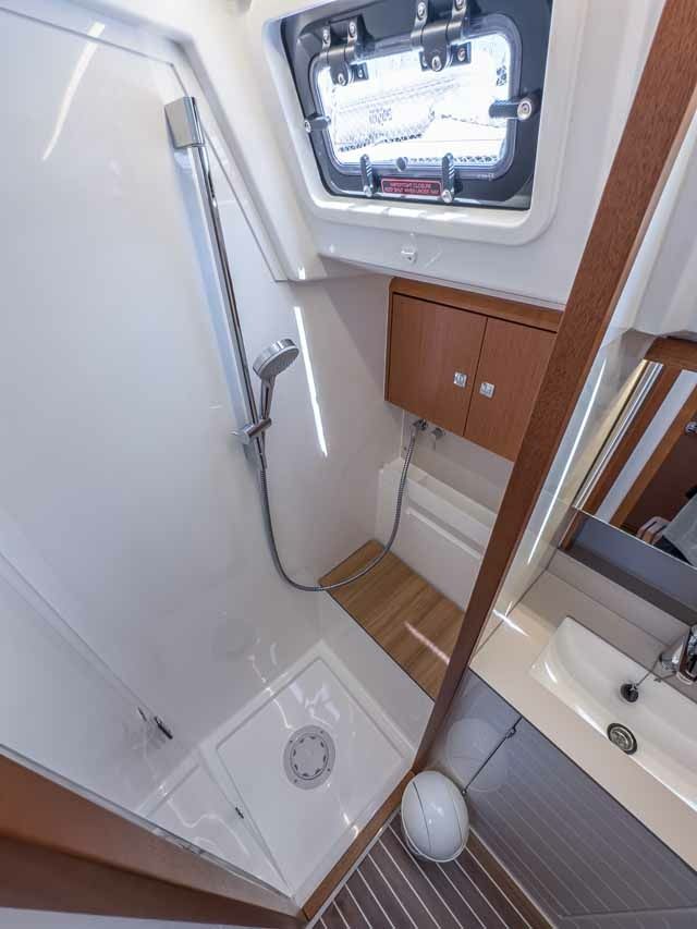 Bavaria C46 | Naos