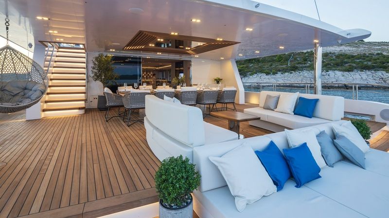 Custom Built 149 | Adri