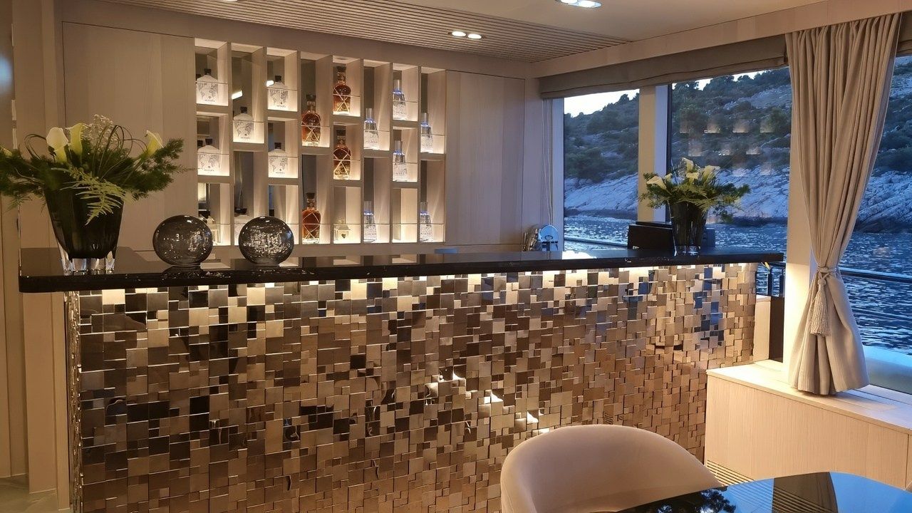 Custom Built 149 | Adri