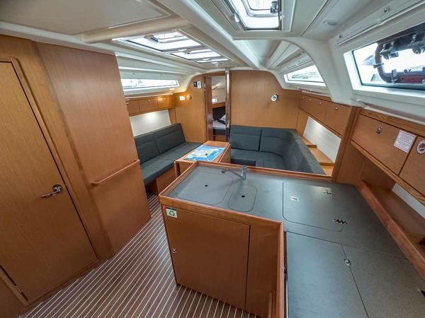 Bavaria Cruiser 37 | Caipirinha