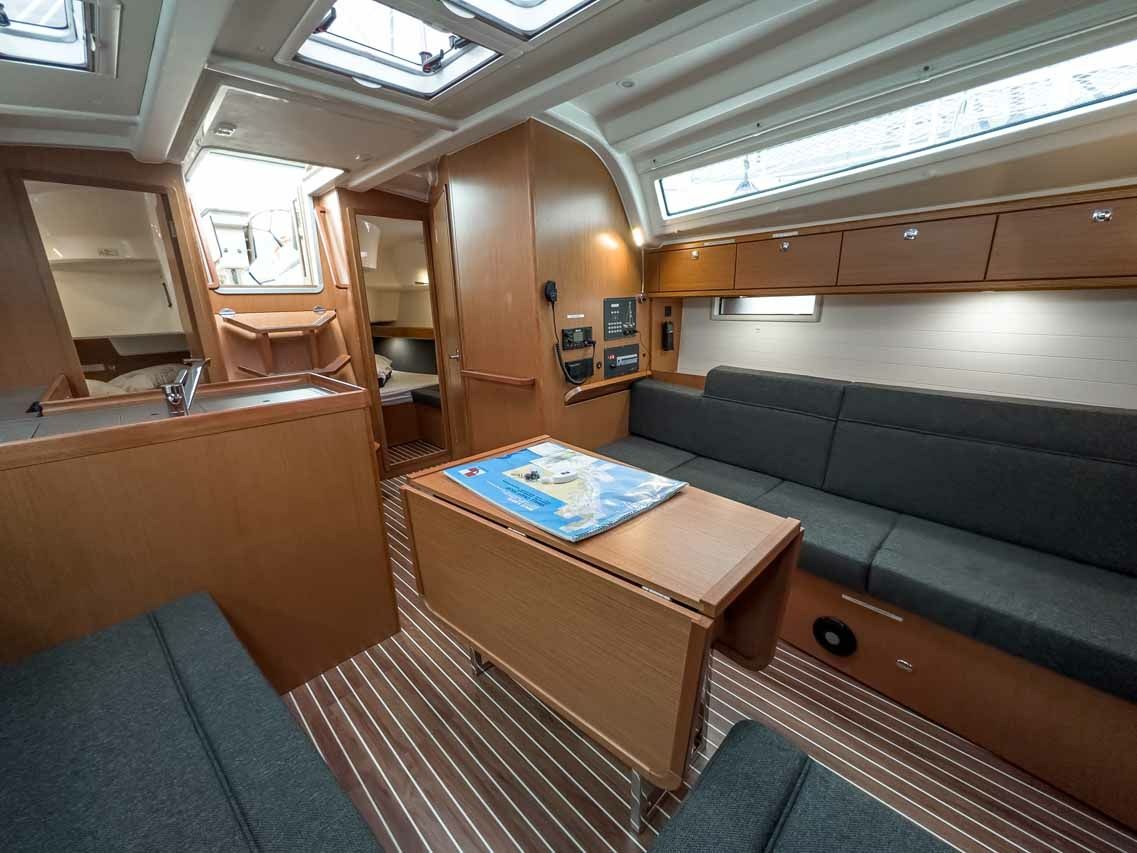 Bavaria Cruiser 37 | Caipirinha