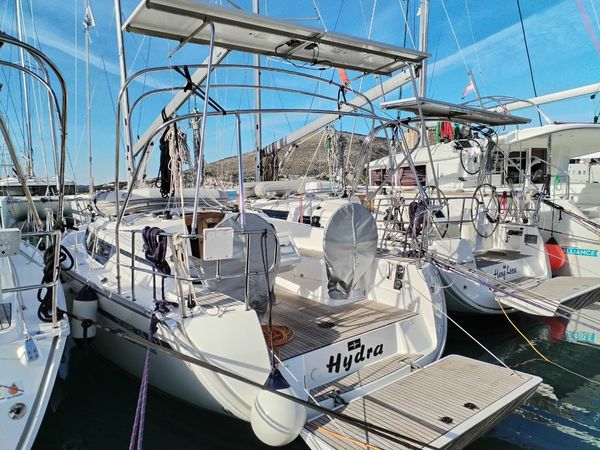 Bavaria Cruiser 34 | Hydra