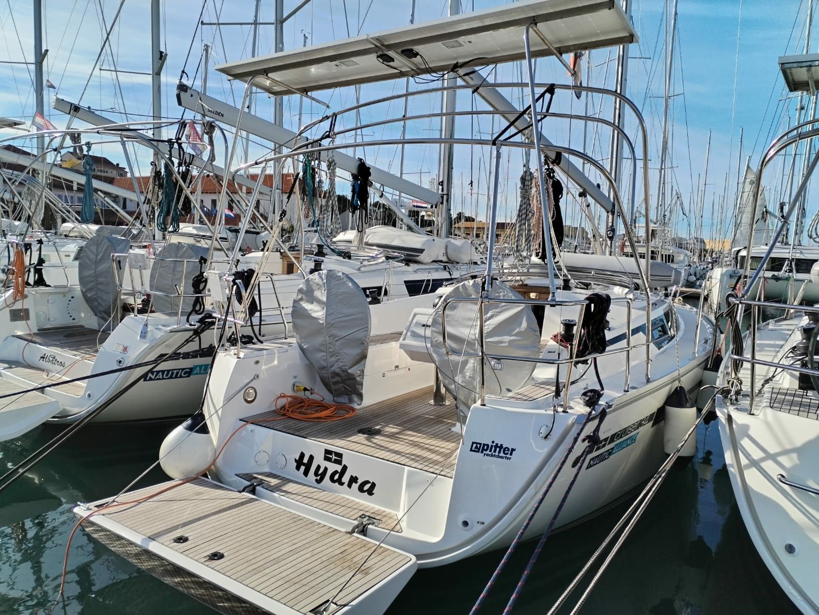 Bavaria Cruiser 34 | Hydra