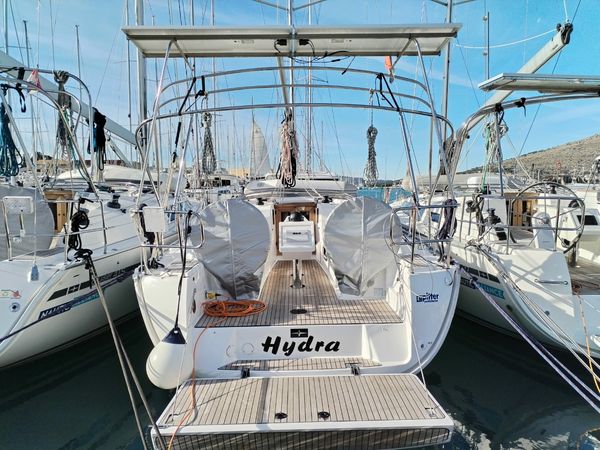 Bavaria Cruiser 34 | Hydra