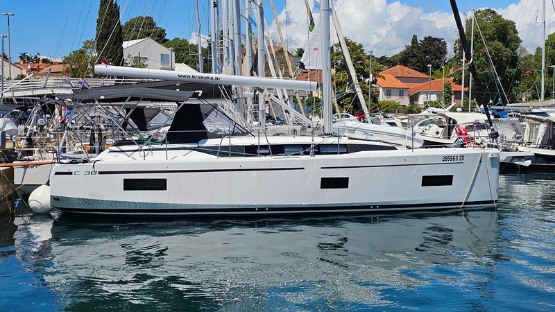 Bavaria C38 | Windchaser