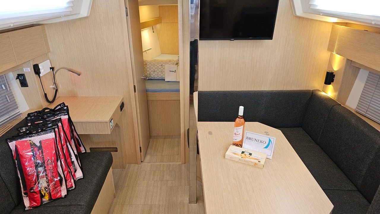 Bavaria C38 | Windchaser