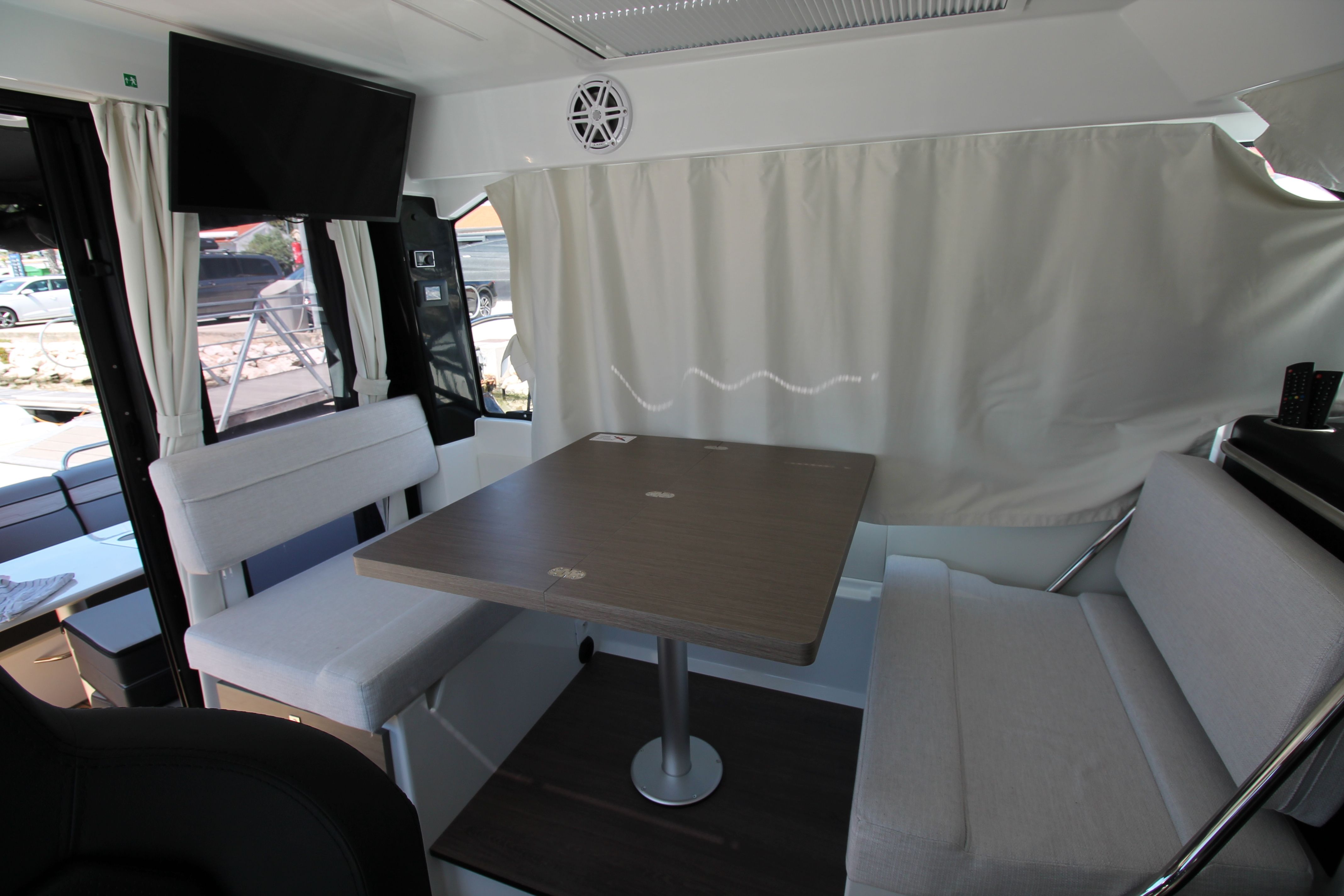 Jeanneau Merry Fisher 895 | Navis Amoris