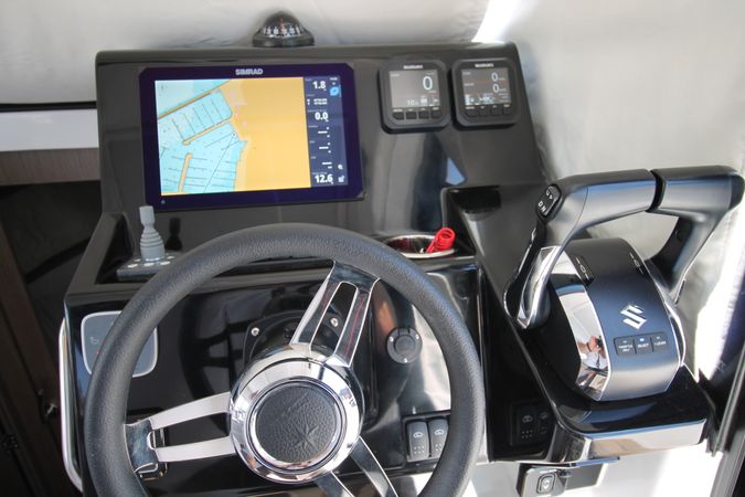Jeanneau Merry Fisher 895 | Navis Amoris