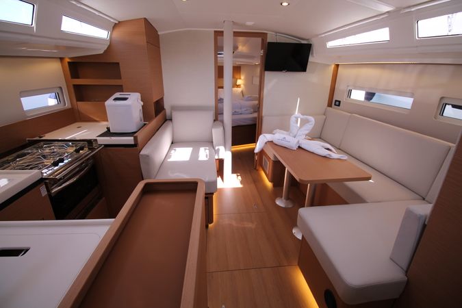 Jeanneau Sun Odyssey 410 | Bona Res