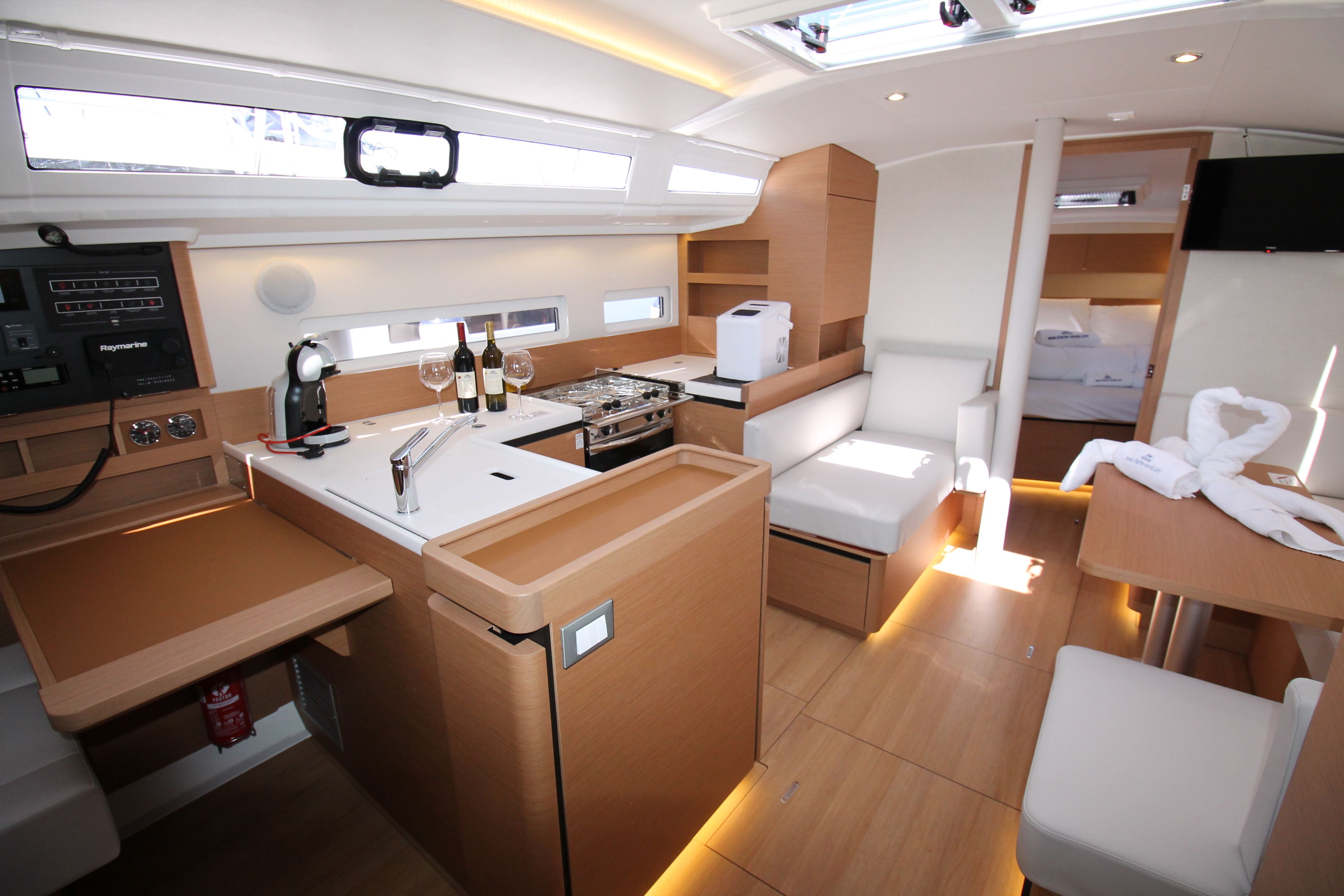 Jeanneau Sun Odyssey 410 | Bona Res