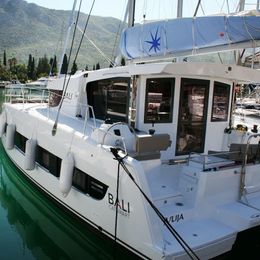 Bali Catsmart | Julija