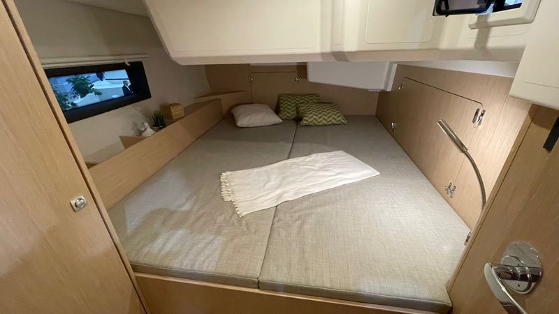 Bavaria C42 | Blue Eyes