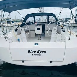 Bavaria C42 | Blue Eyes