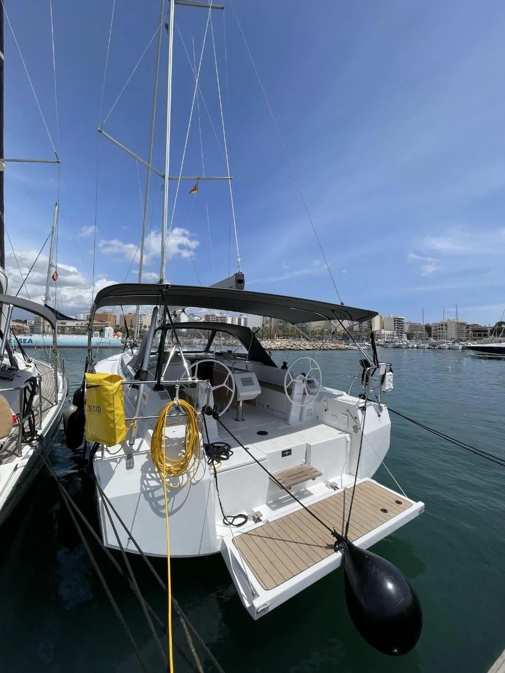 Bavaria C42 | Blue Eyes